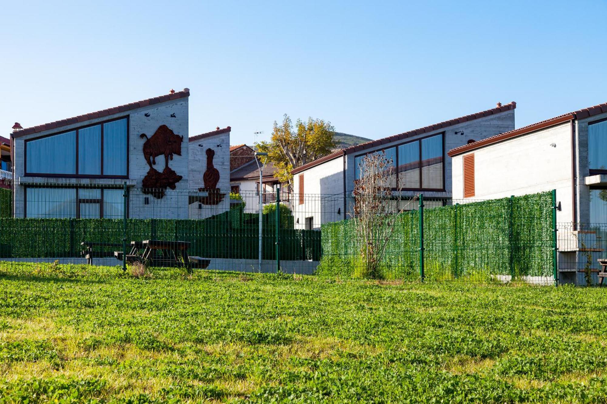 Cabanas La Senda De Los Elefantes Cabarceno Zewnętrze zdjęcie