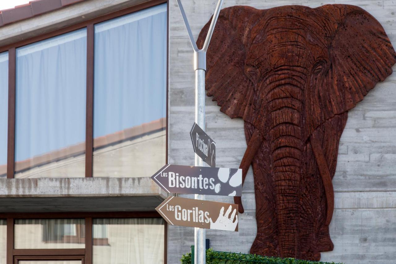 Cabanas La Senda De Los Elefantes Cabarceno Zewnętrze zdjęcie